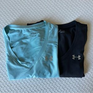 Under Armour Light Blue and Black V-Neck T-Shirt Lot of 2